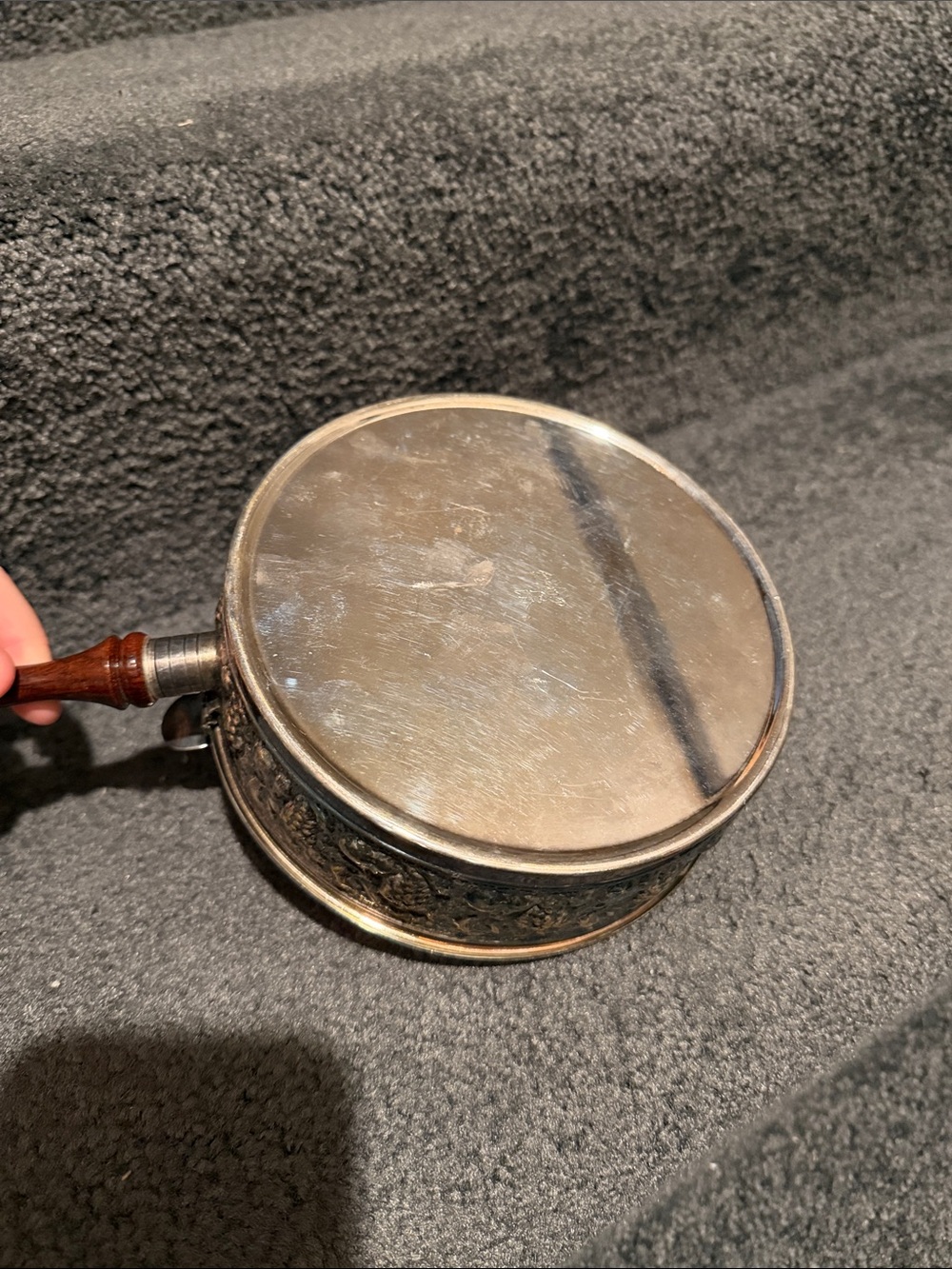 Vintage El De Uberti Italy Silverplate Ornate Silent Butler pan wooden handle - Picture 3 of 9